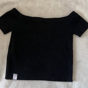 Capezio Knitwear black crop top. Size S